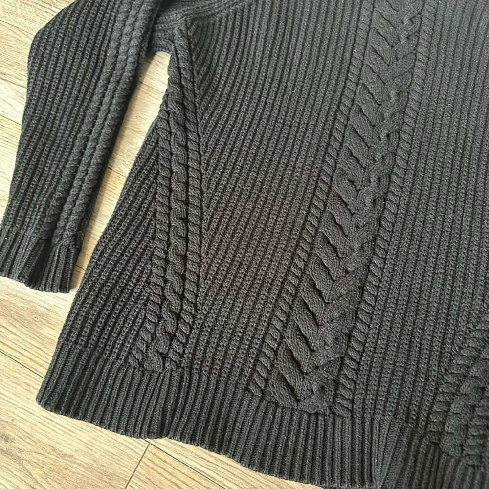 Lululemon Athletica Bring The Cozy Turtleneck Sweater in Black